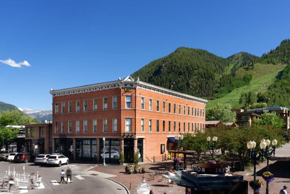 Independence Square 202, Hotel Room Over-Looking The Mall And Aspen Mountain Exterior foto